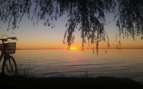 Coucher de soleil et bicyclette