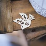 Colombe, signe de paix par Tamara Menzi (unsplash.com)