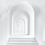 Cloître par Robin Schreiner (unsplash.com)